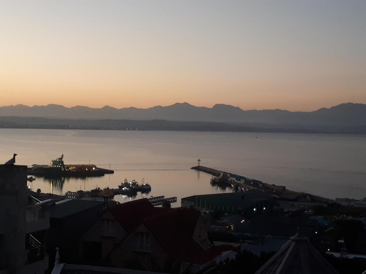 Vue Port Hotel Mosselbaai Buitenkant foto